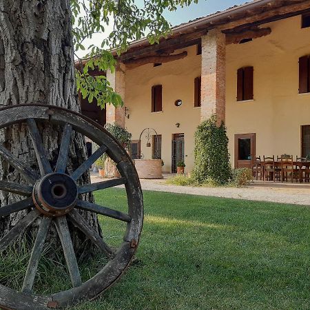 B&B Santa Cristina 몬티키아리 외부 사진