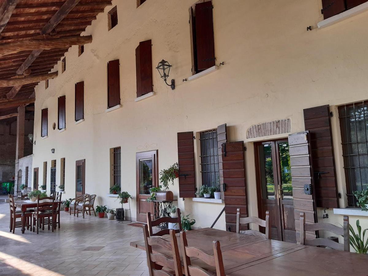 B&B Santa Cristina 몬티키아리 외부 사진